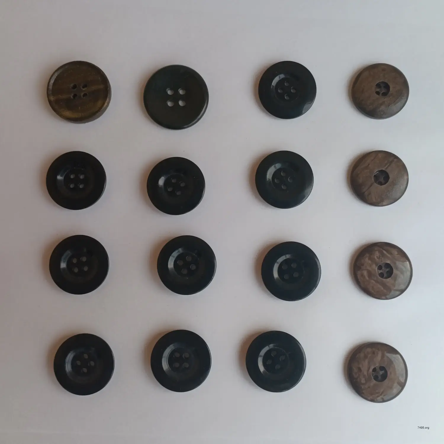 Button-Base Physical Bitcoin (Mini-Key Edition) 3