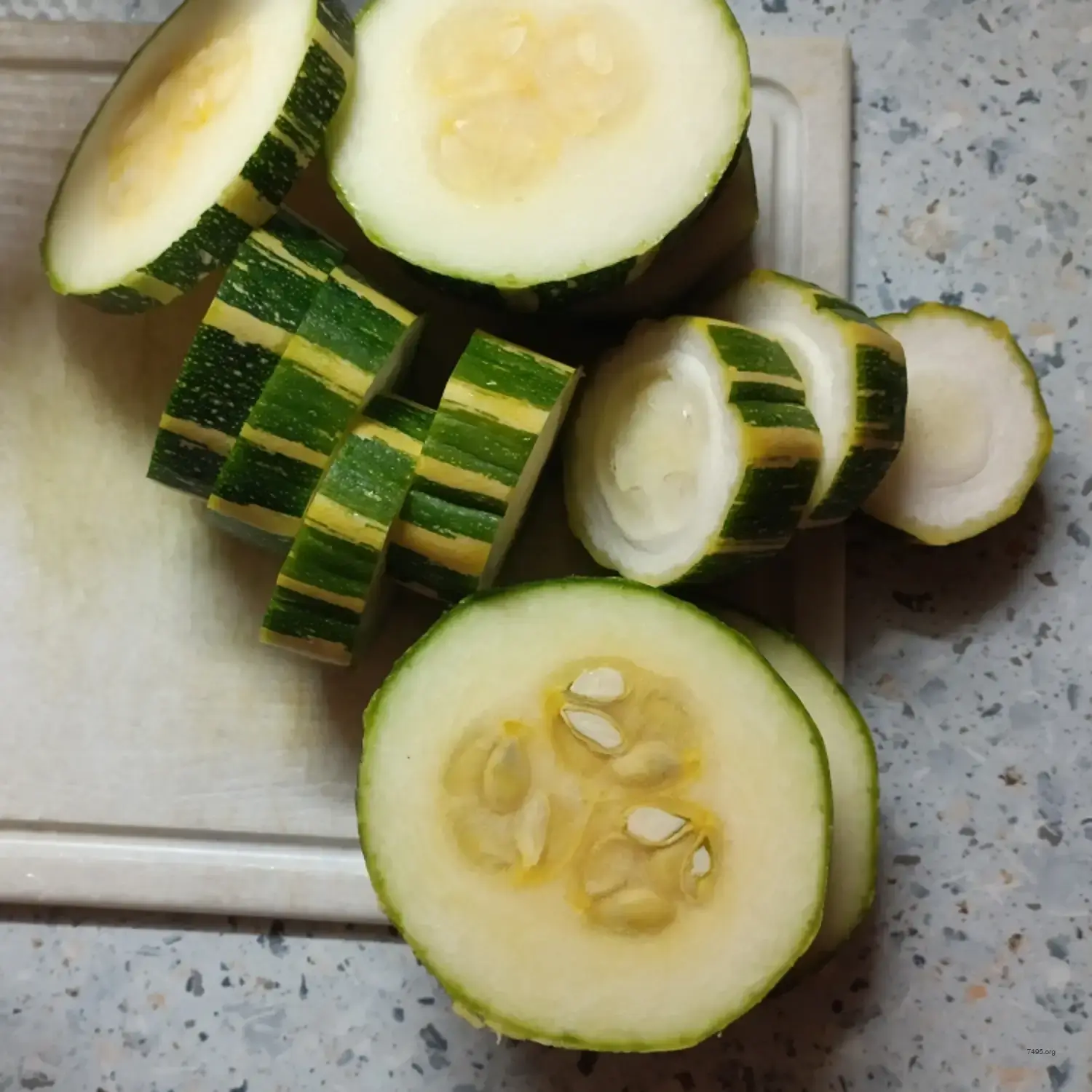 Raw Cucumber Bitcoin – The Cool HODLer Edition